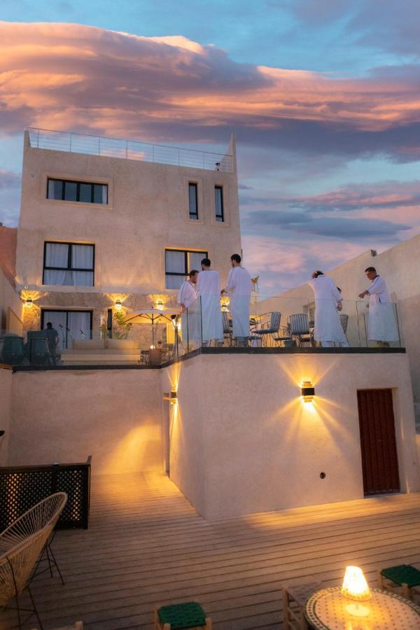 Hôtel Oasis Dakhla Bagian luar foto