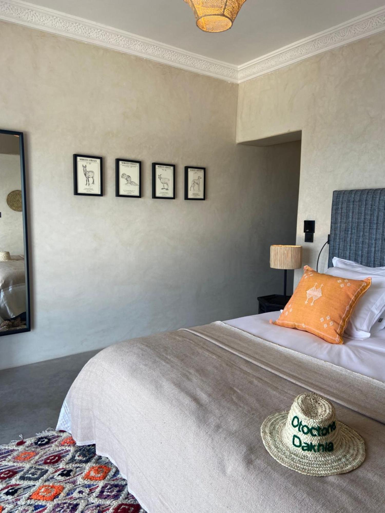 Hôtel Oasis Dakhla Bagian luar foto