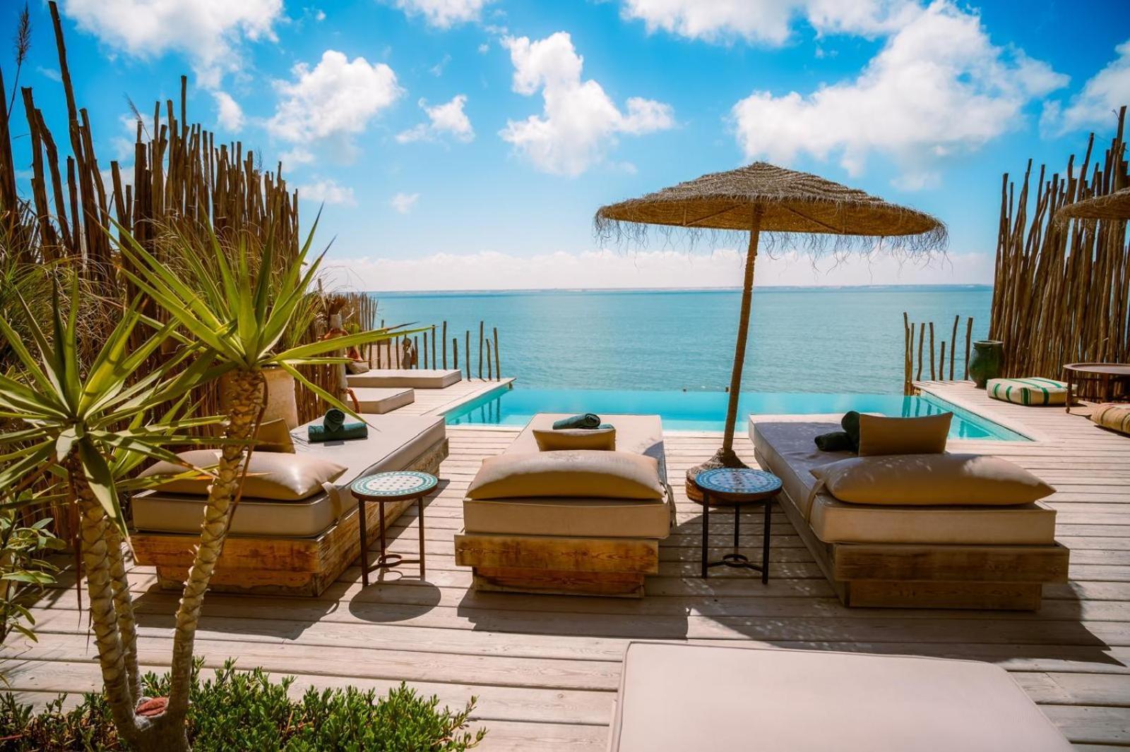 Hôtel Oasis Dakhla Bagian luar foto